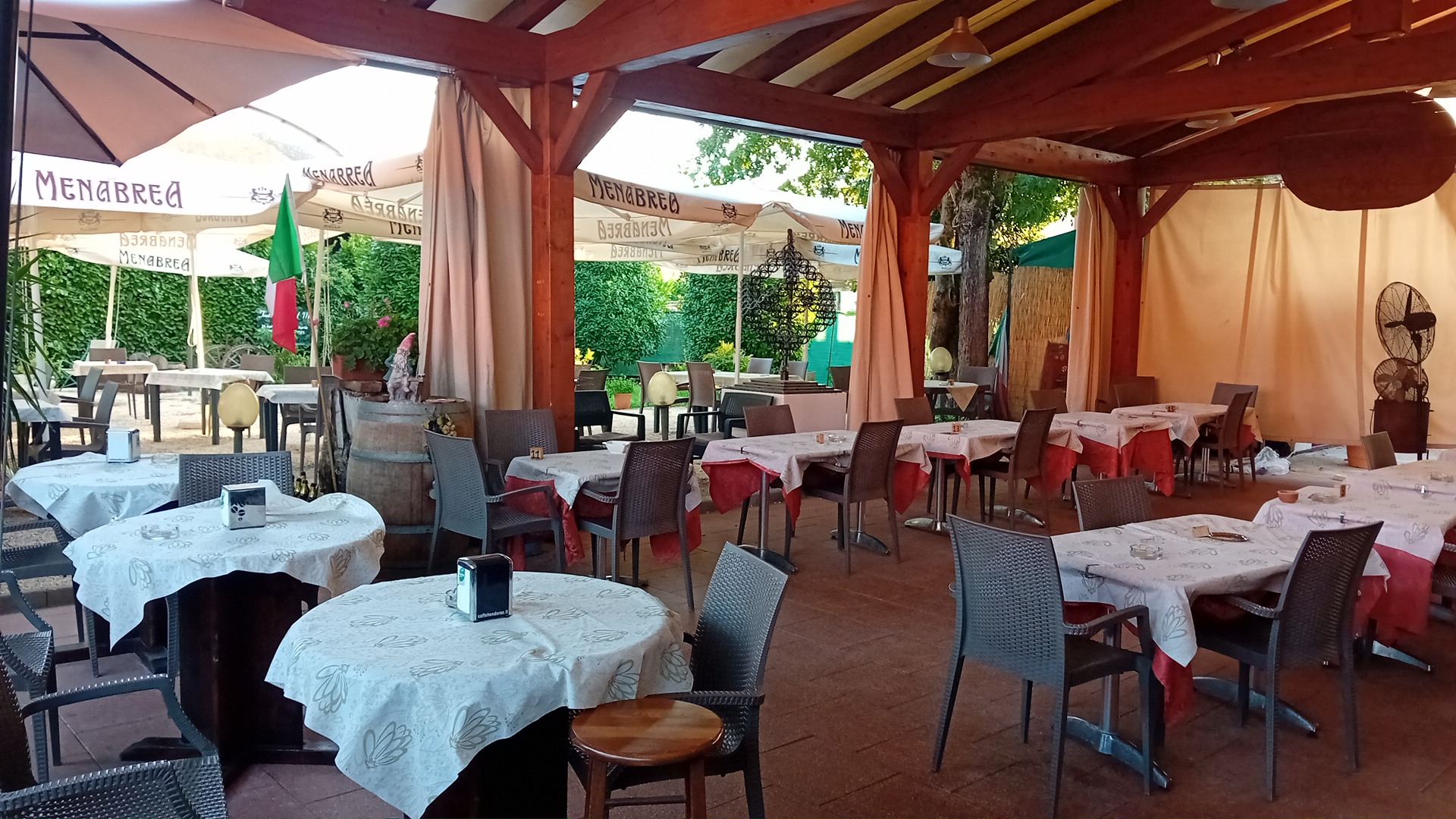 Bar Trattoria Dal Mago Di Erti R.E S.S.N.C.