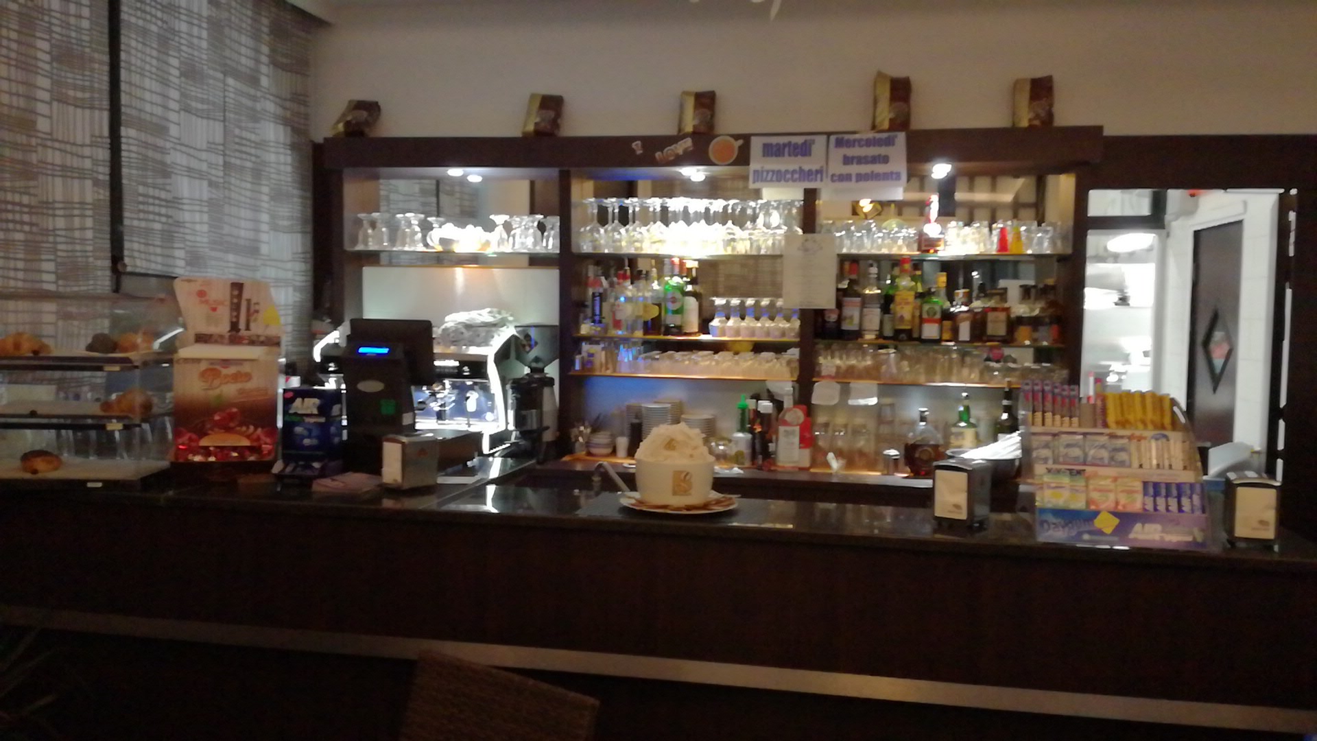 Bar Trattoria KON.TATTO