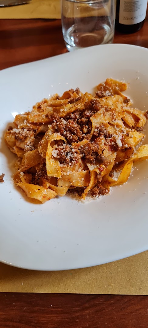 Bar Trattoria Pizzeria di Cerquetella Cristina