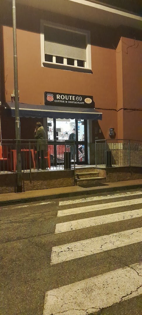 Bar trattoria Pizzeria Route 69