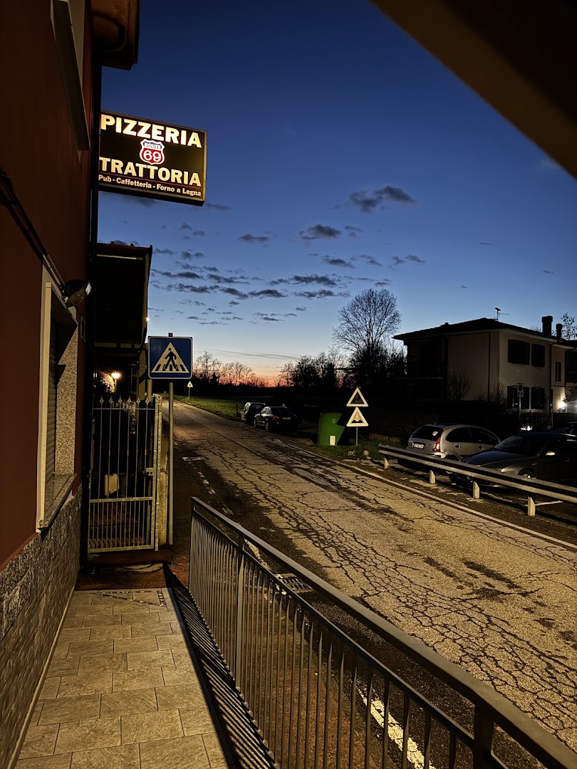 Bar trattoria Pizzeria Route 69