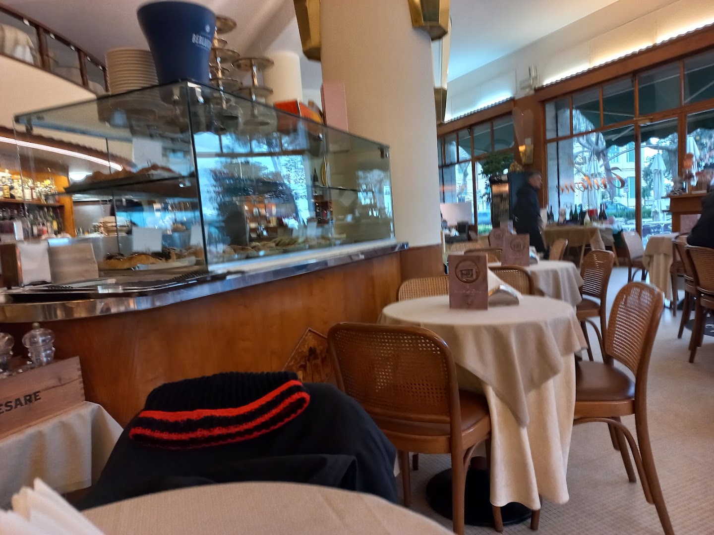 Bar Tritone