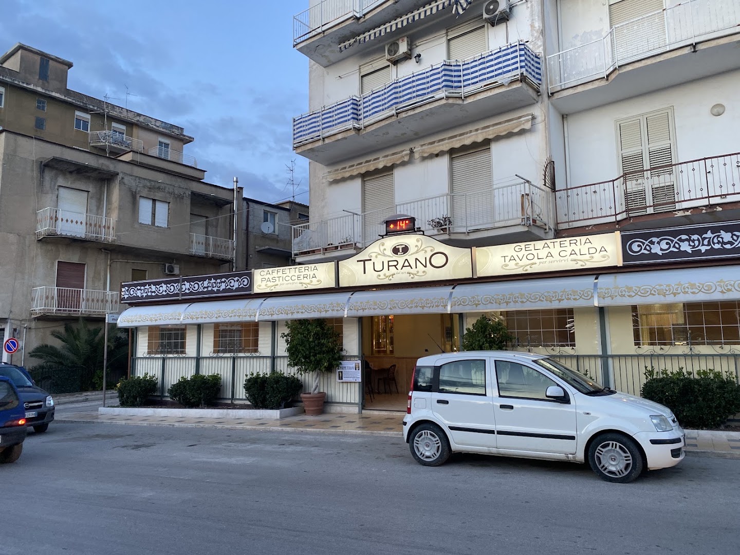 Bar Turano