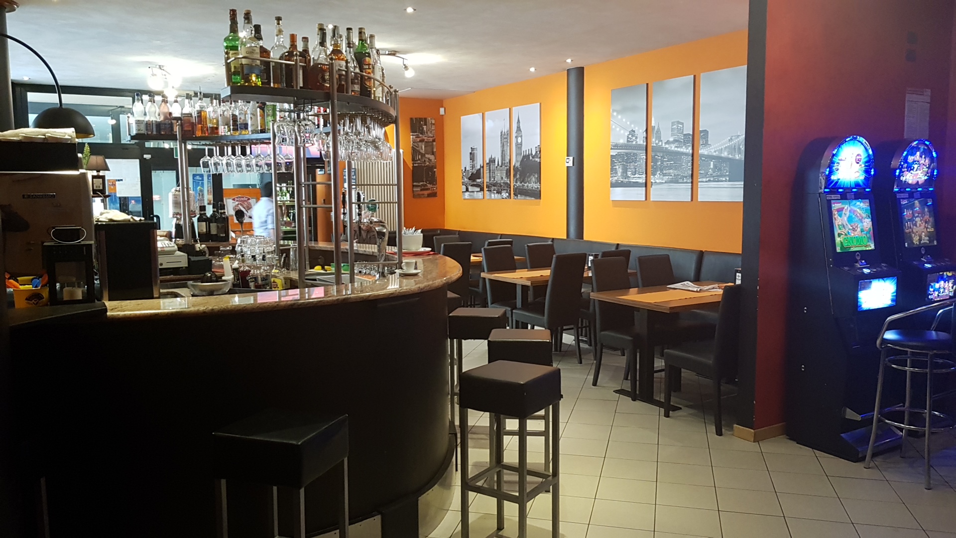 Bar Urban