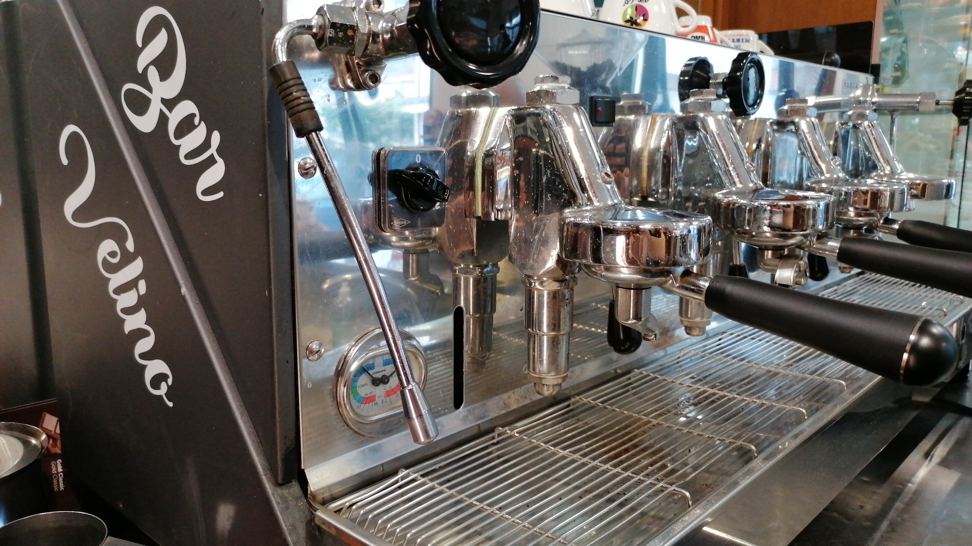 Bar Velino
