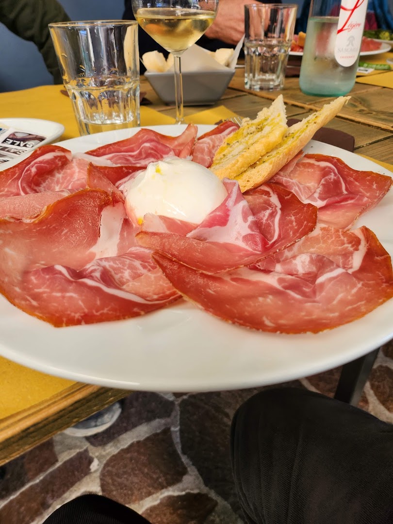 Bar Vineria Gallo Ribelle