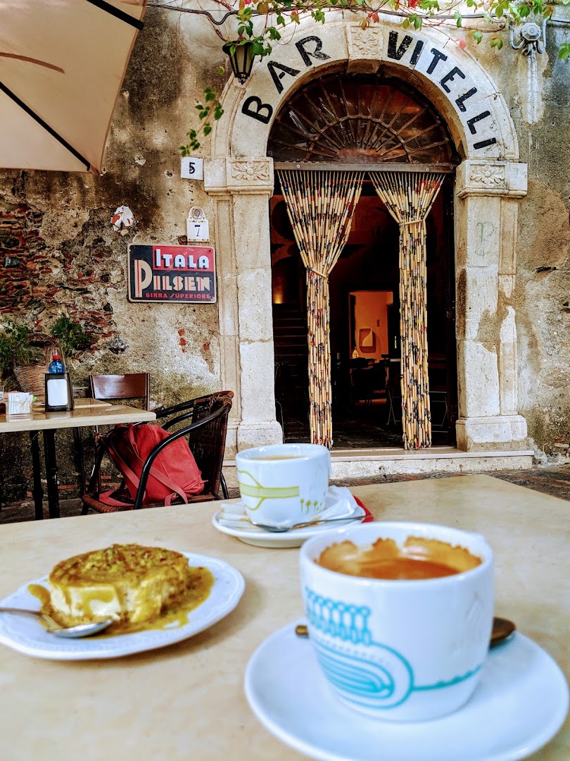 Bar Vitelli, Savoca