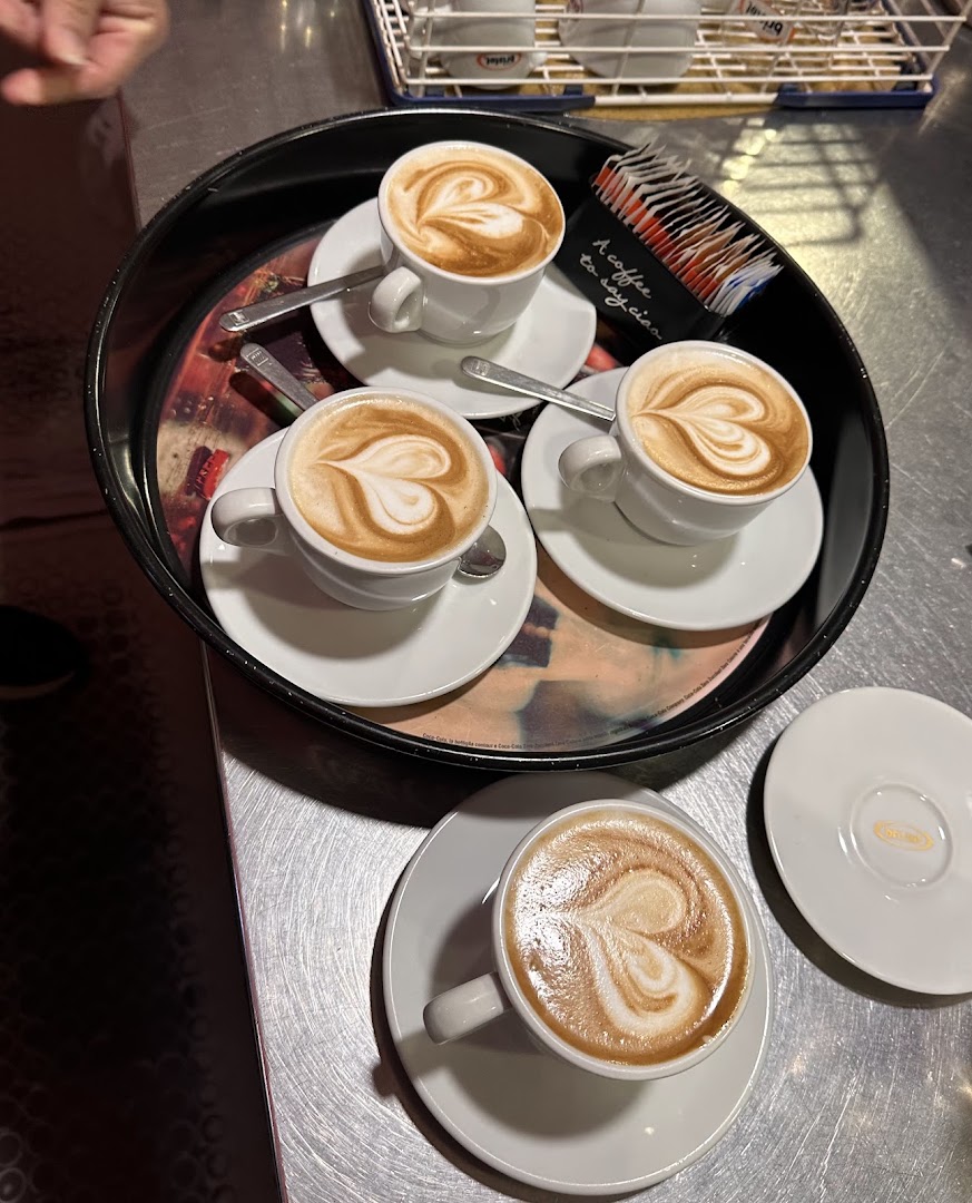 Bar Wang, Chiavari