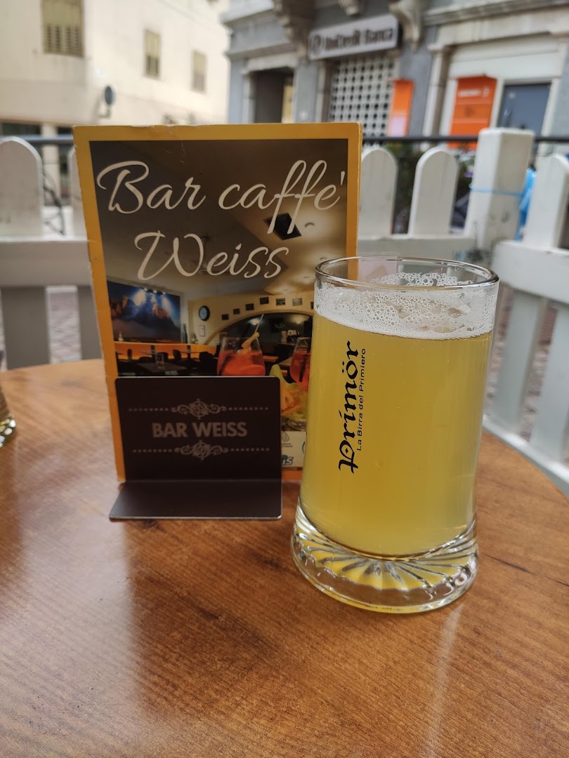 Bar Weiss
