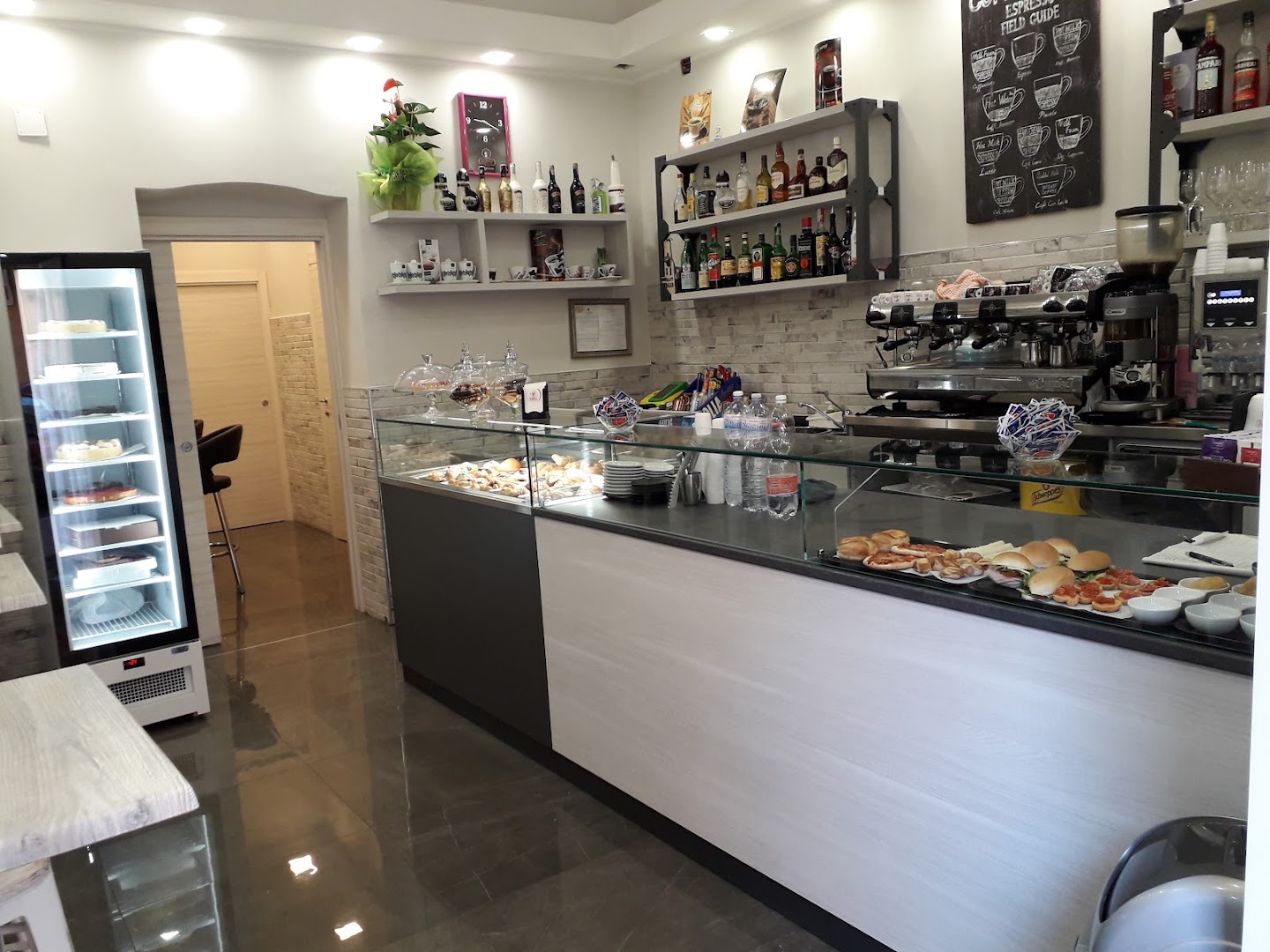 Bar Woodstock di sperti giuseppe, Taranto