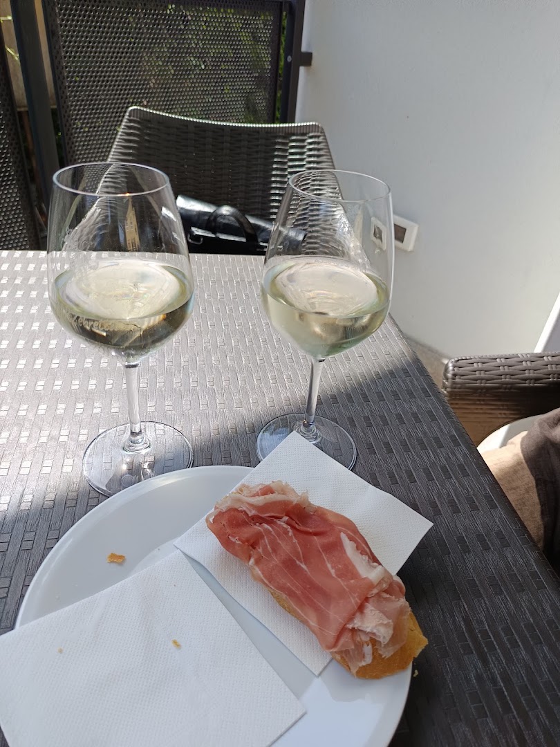 Bar Zebretta Prosciutteria con cucina, pranzo operai