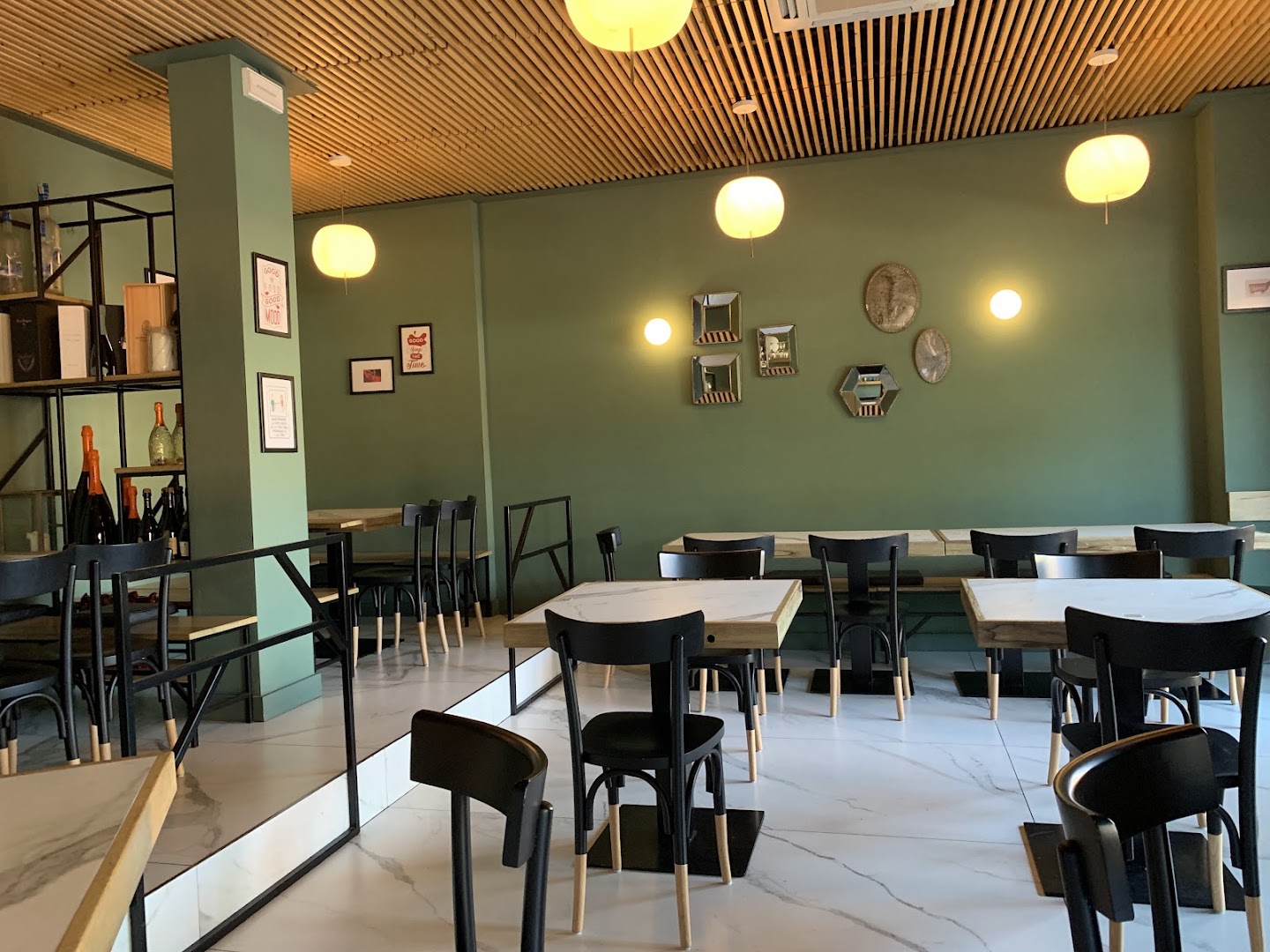 Baratie Maranello | Drinks and Food