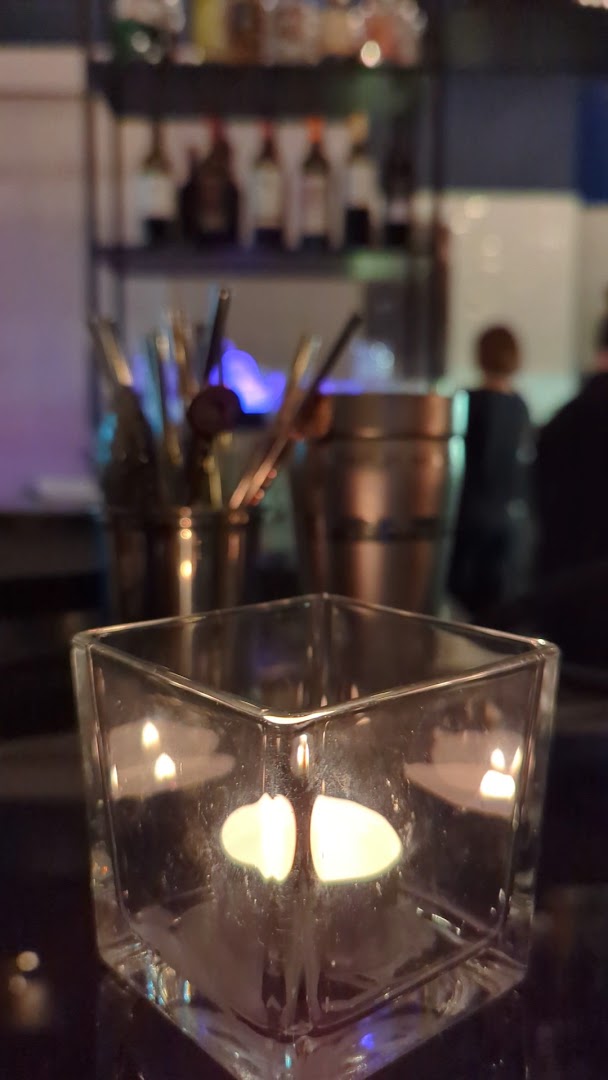 Barba Milano | Cocktail Bar con Cucina Milano, Milano