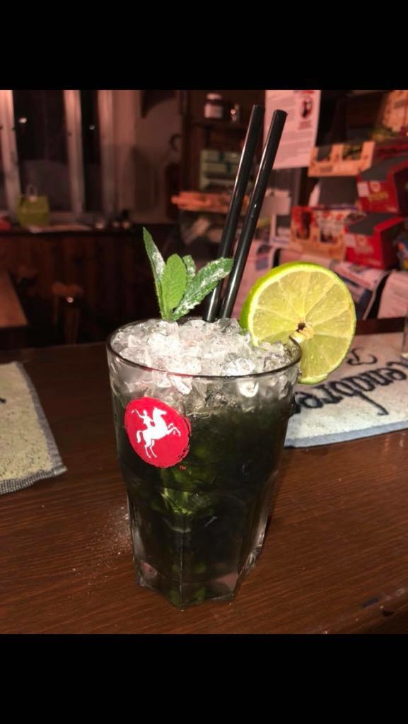 Barba Pub, Castelverde