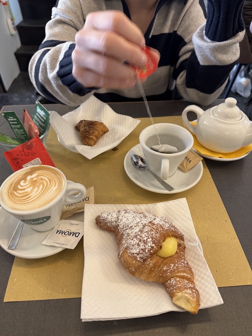 Barberini 24, Roma