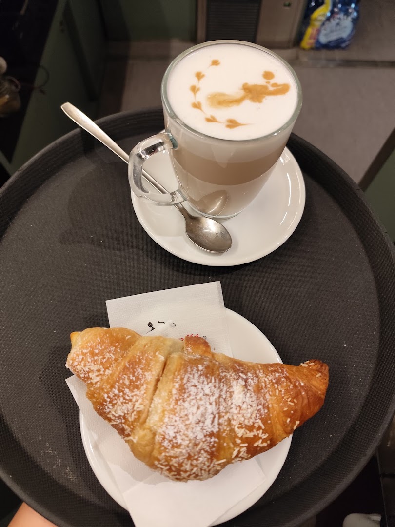 Barcelona Cafe'