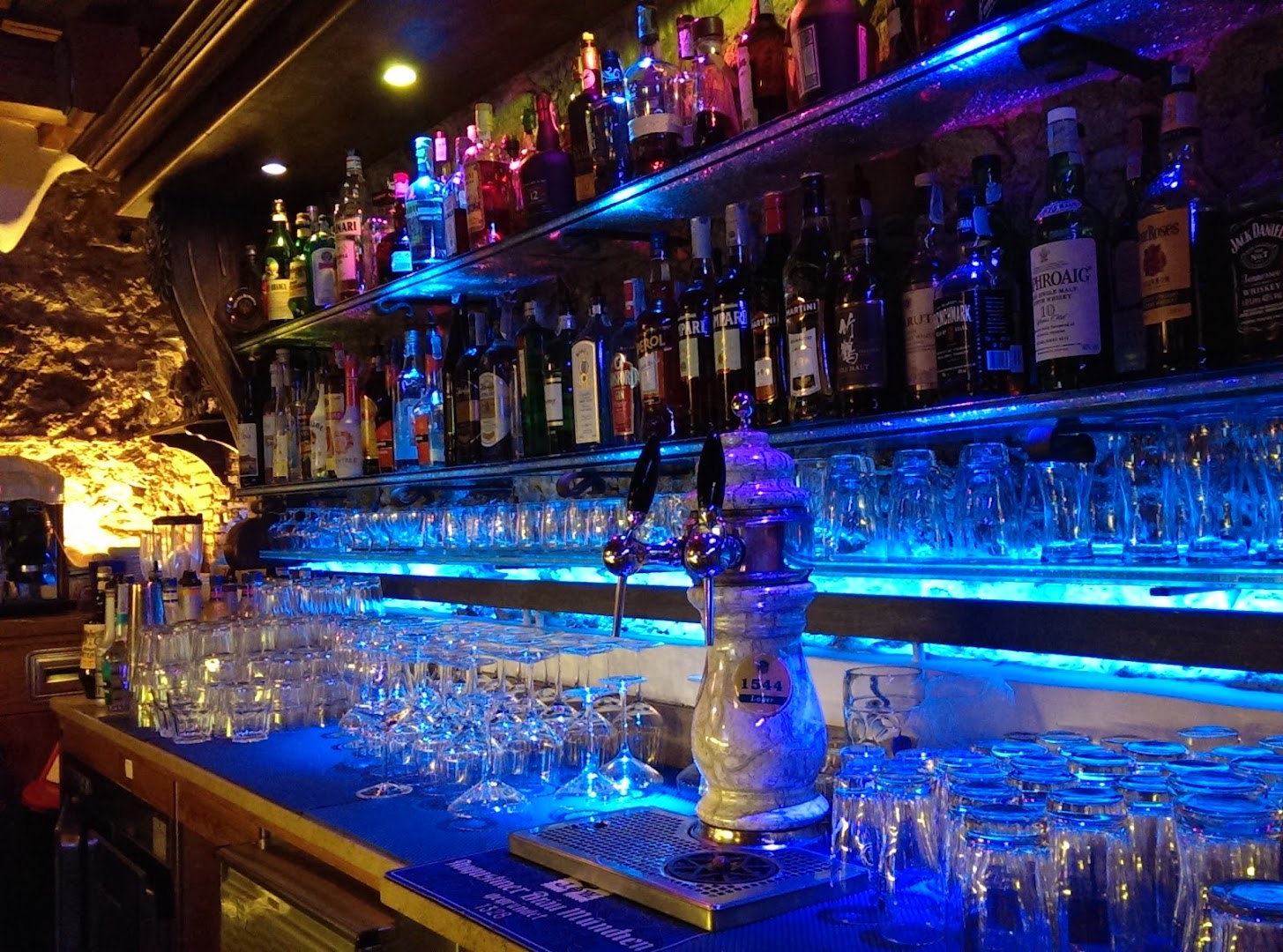 Barkollo winepub