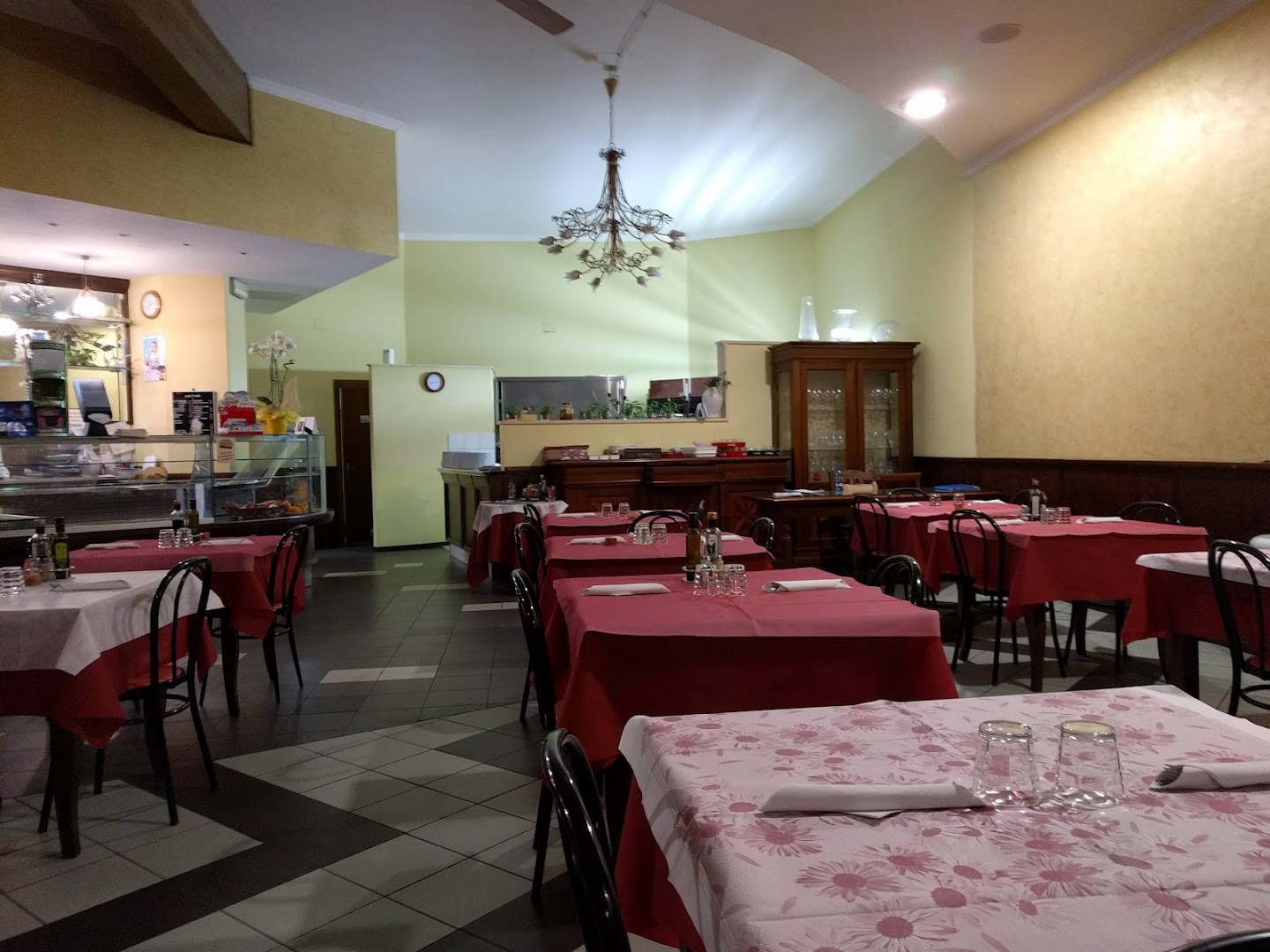 Bar Ristorante Pizzeria La Rondine