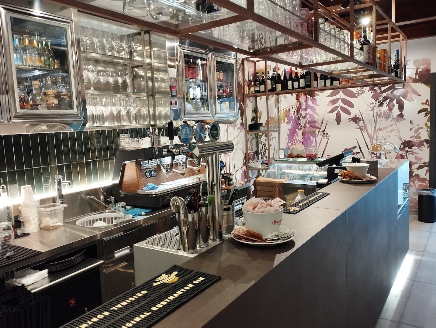 Barrett Cafe' & Restaurant