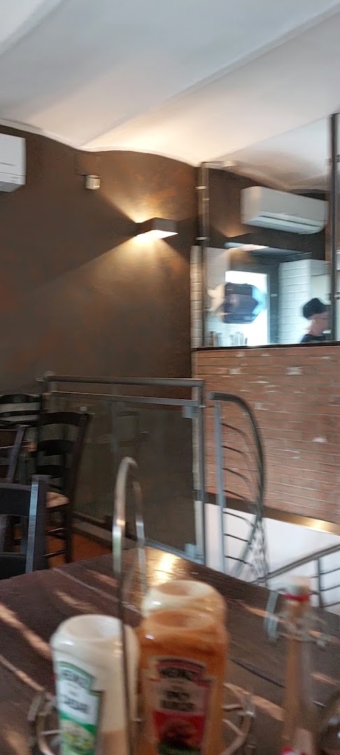 Barrett Cafe' & Restaurant