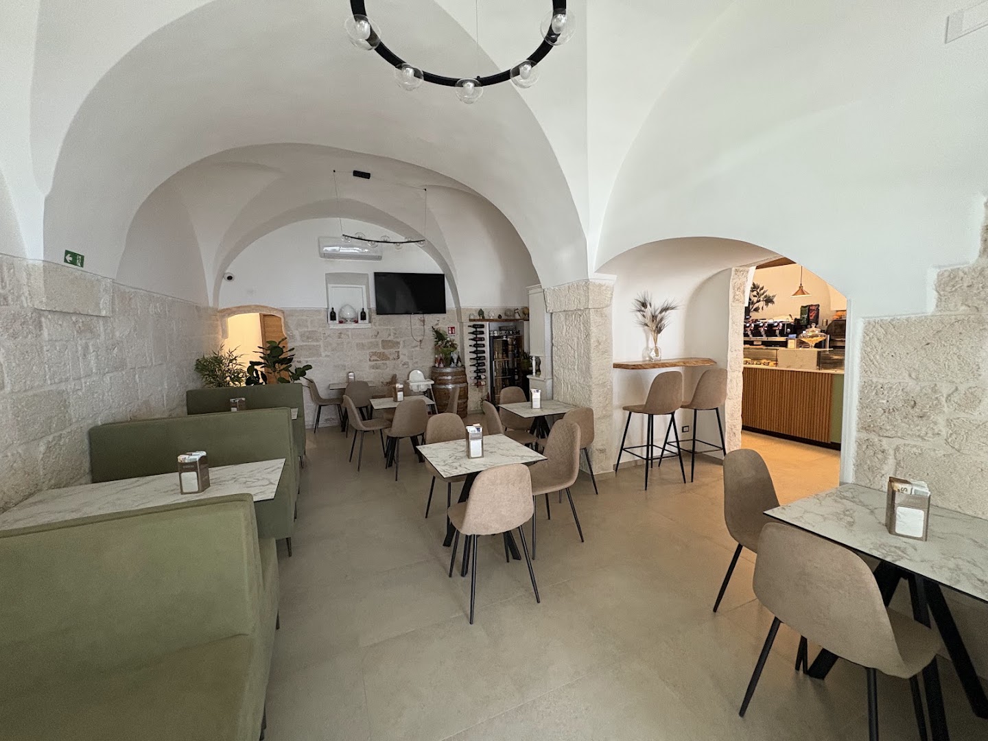 BARRIO BAR BISTRÓ, Ostuni