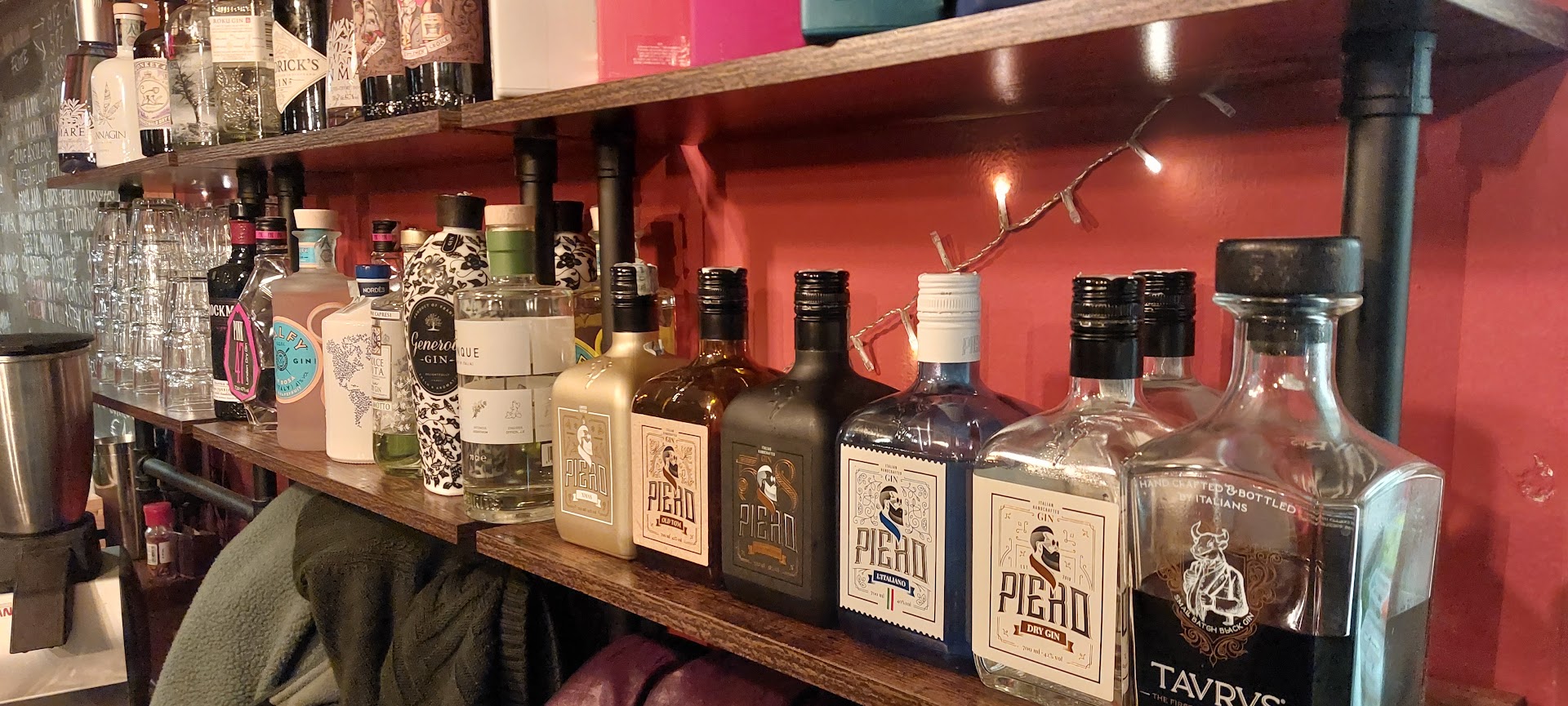 BARTennis food & drink