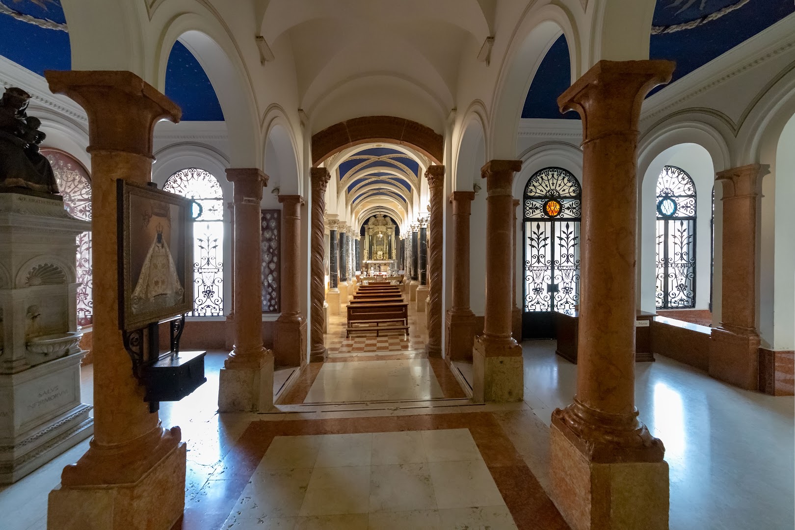 Basilica Abbaziale e Santuario S. Maria del Pilastrello
