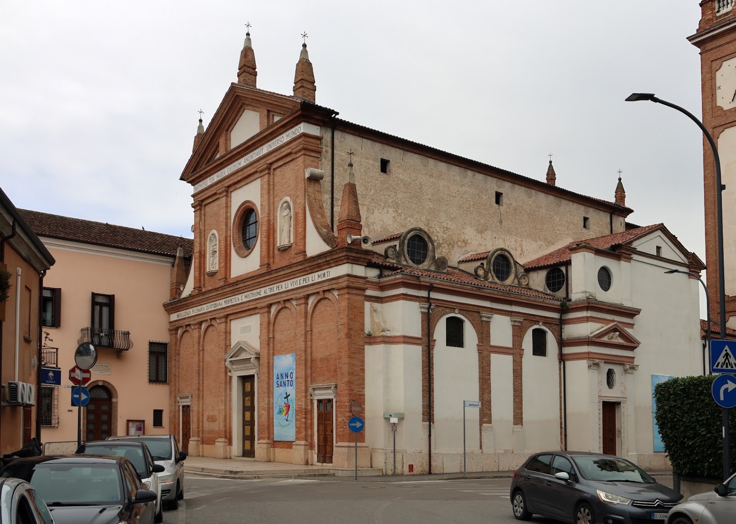 Basilica Abbaziale e Santuario S. Maria del Pilastrello
