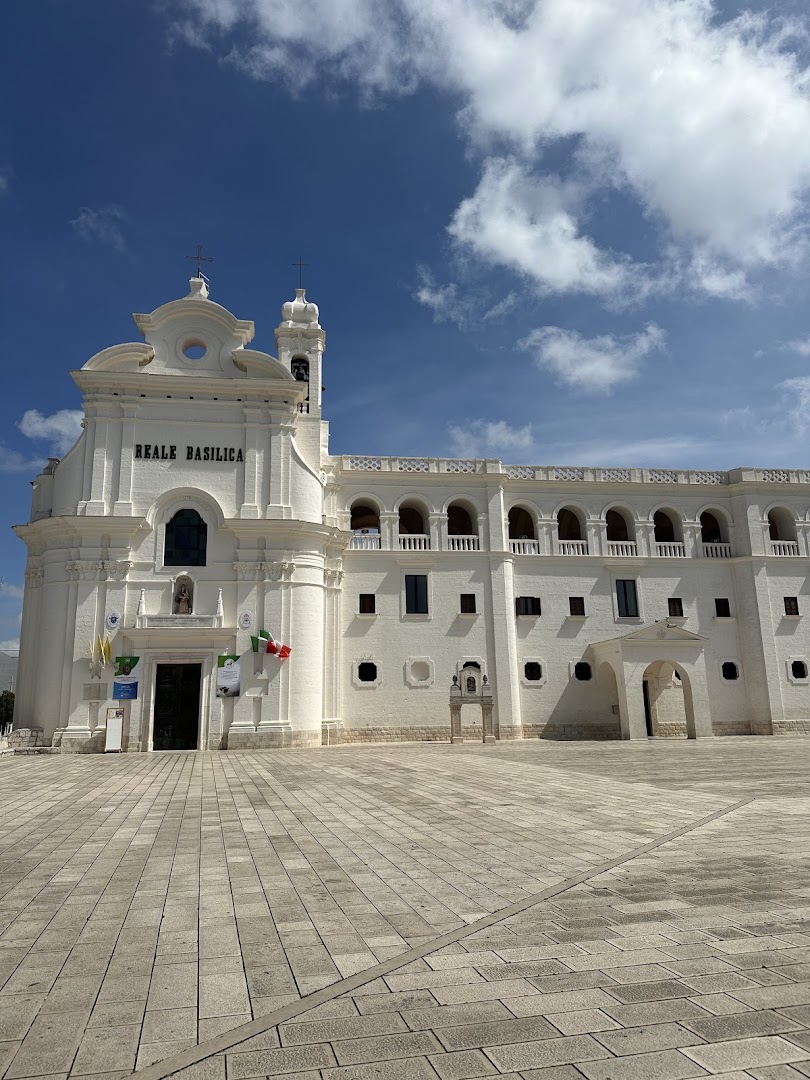 Basilica Pontificia di Madonna del Pozzo