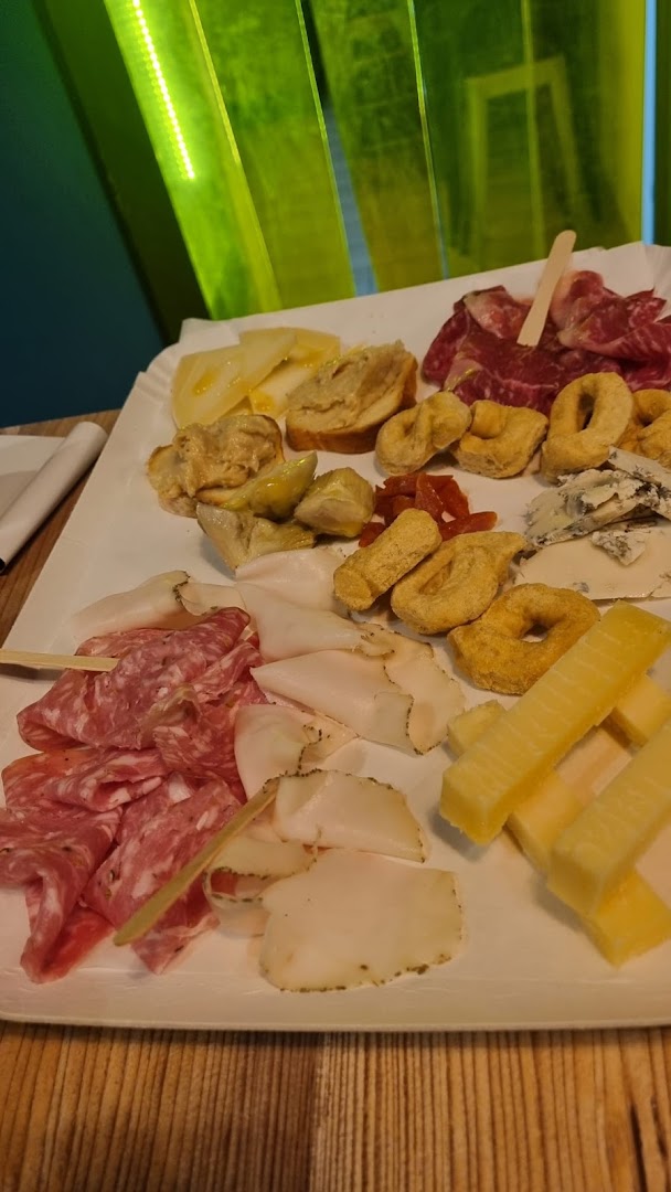 Basito, Bari
