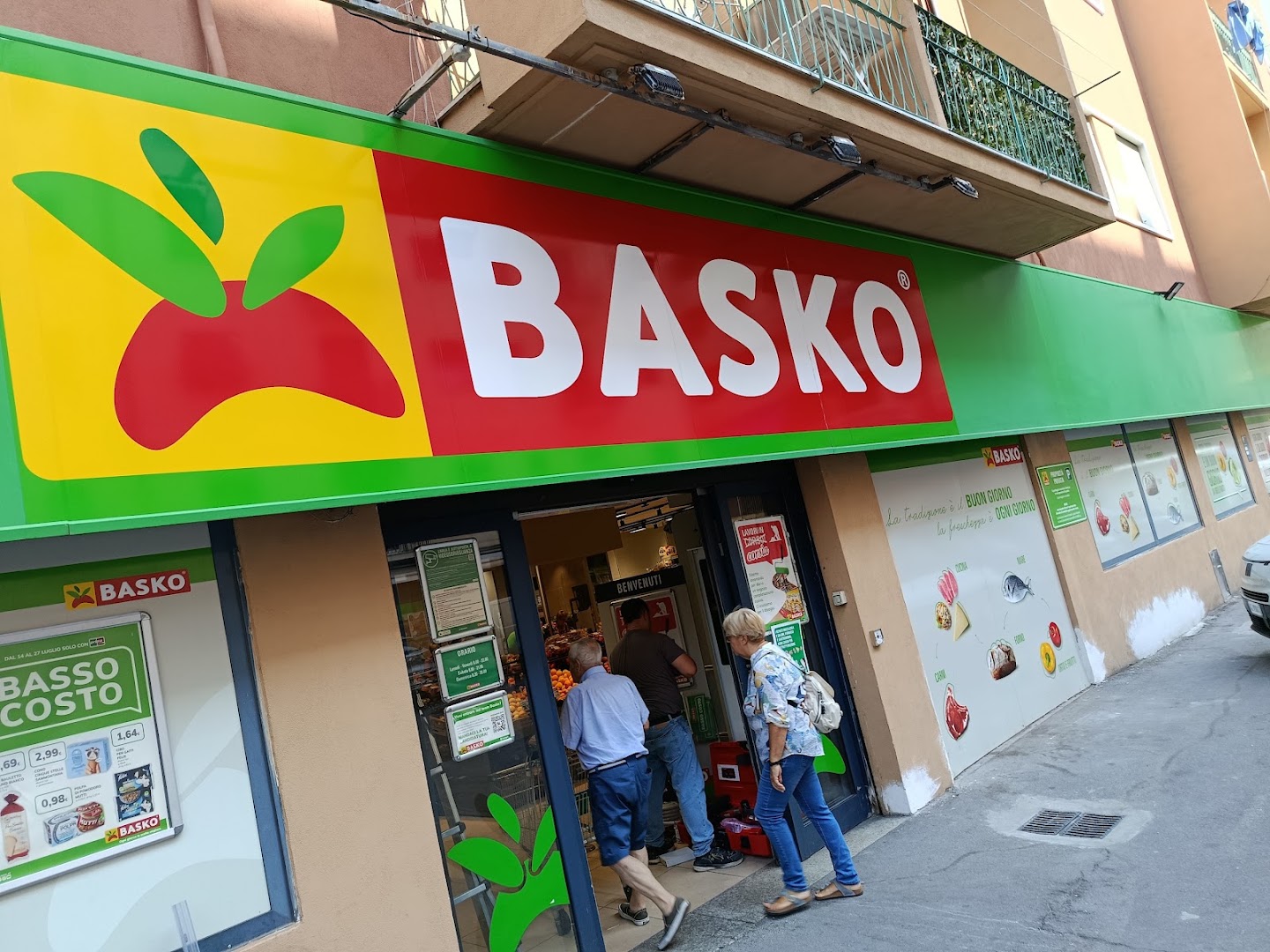 Basko Via Lagustena, Genova S. Martino