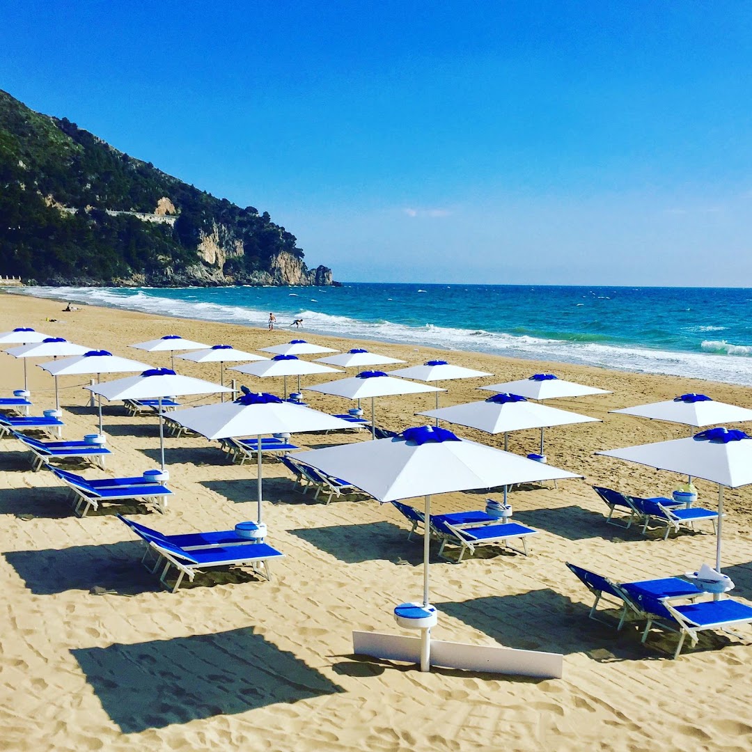 Bazzano Beach