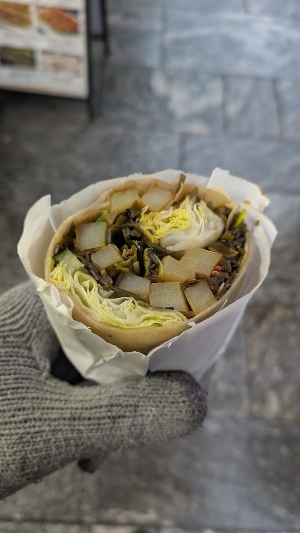 Beijing traditional roll