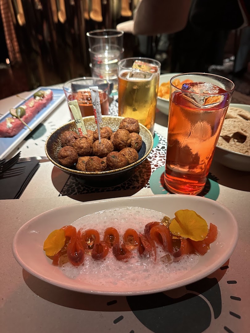 Bella Milano – Breakfast, Lunch & Drinks