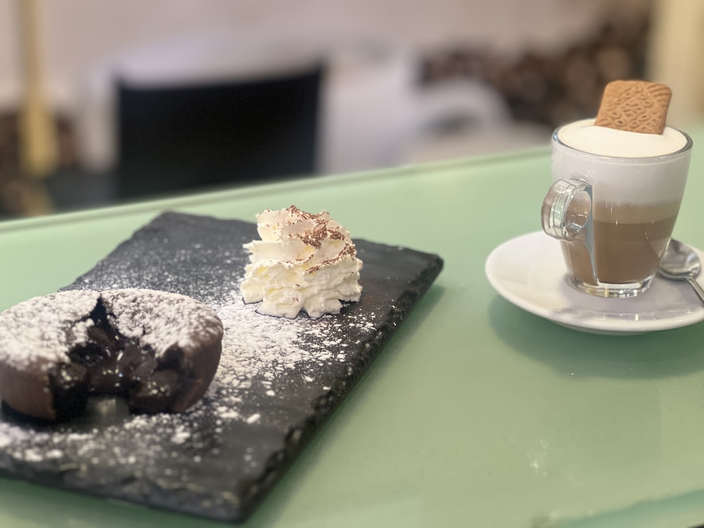 Bella vita café