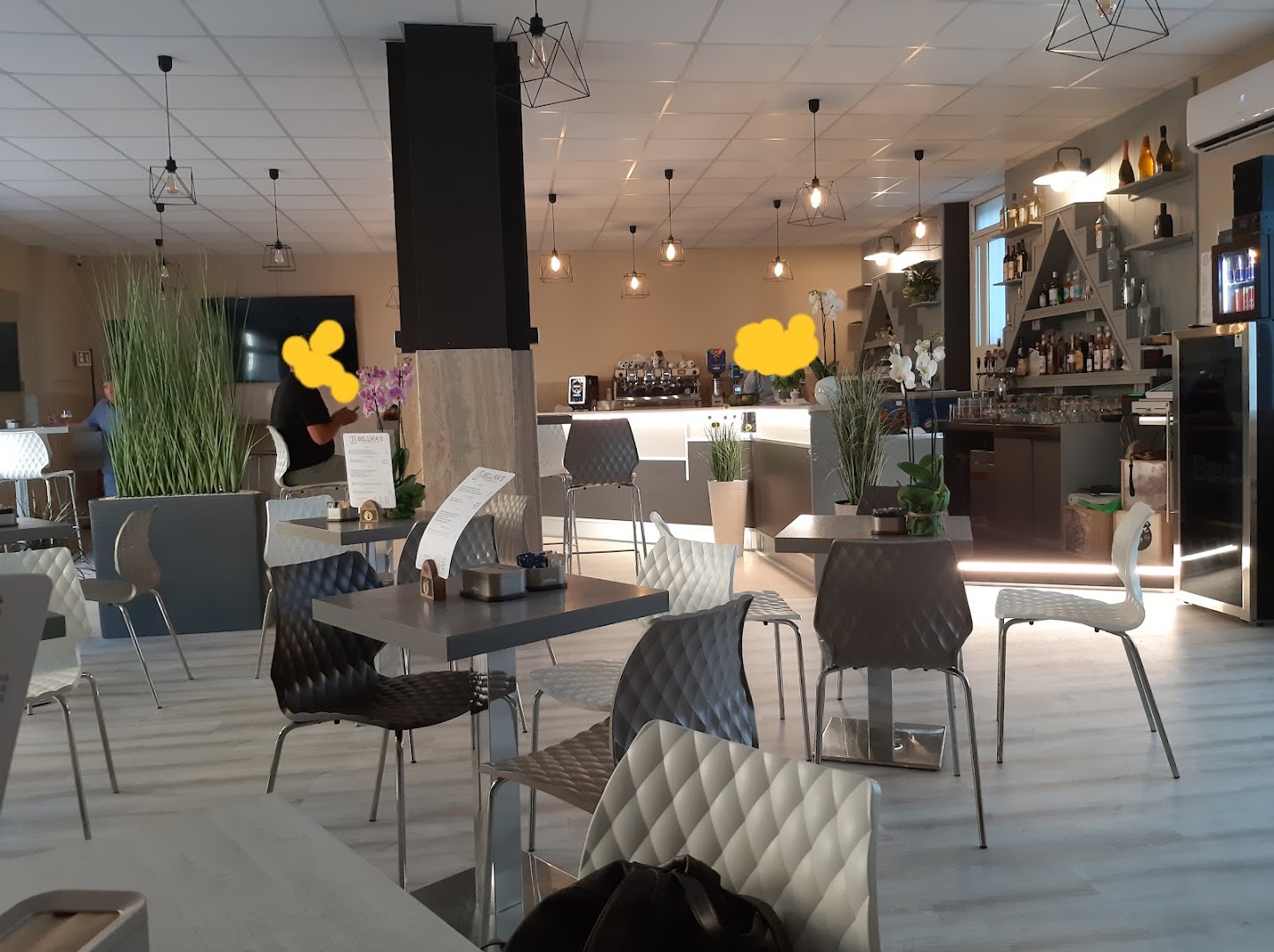 Bellika's lounge bar