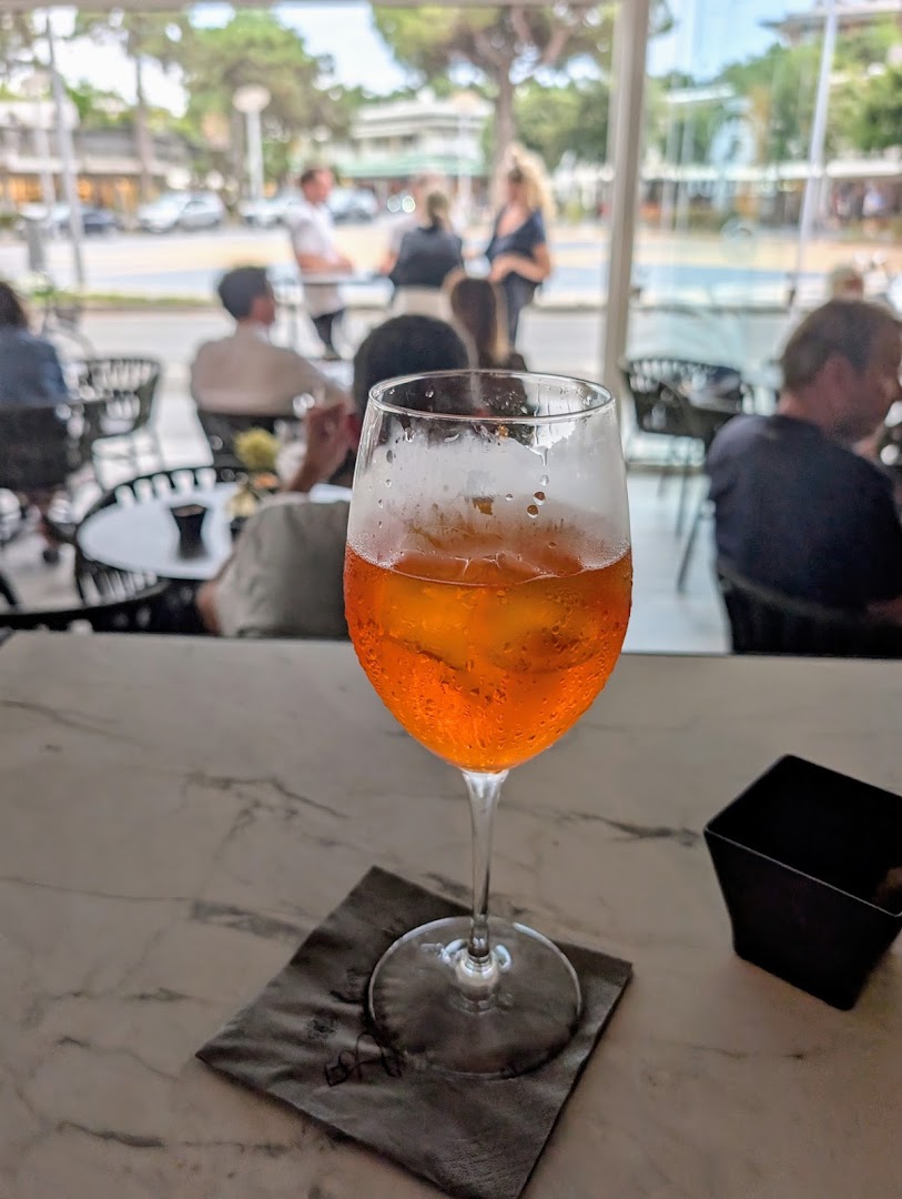Bellini Sole American Bar
