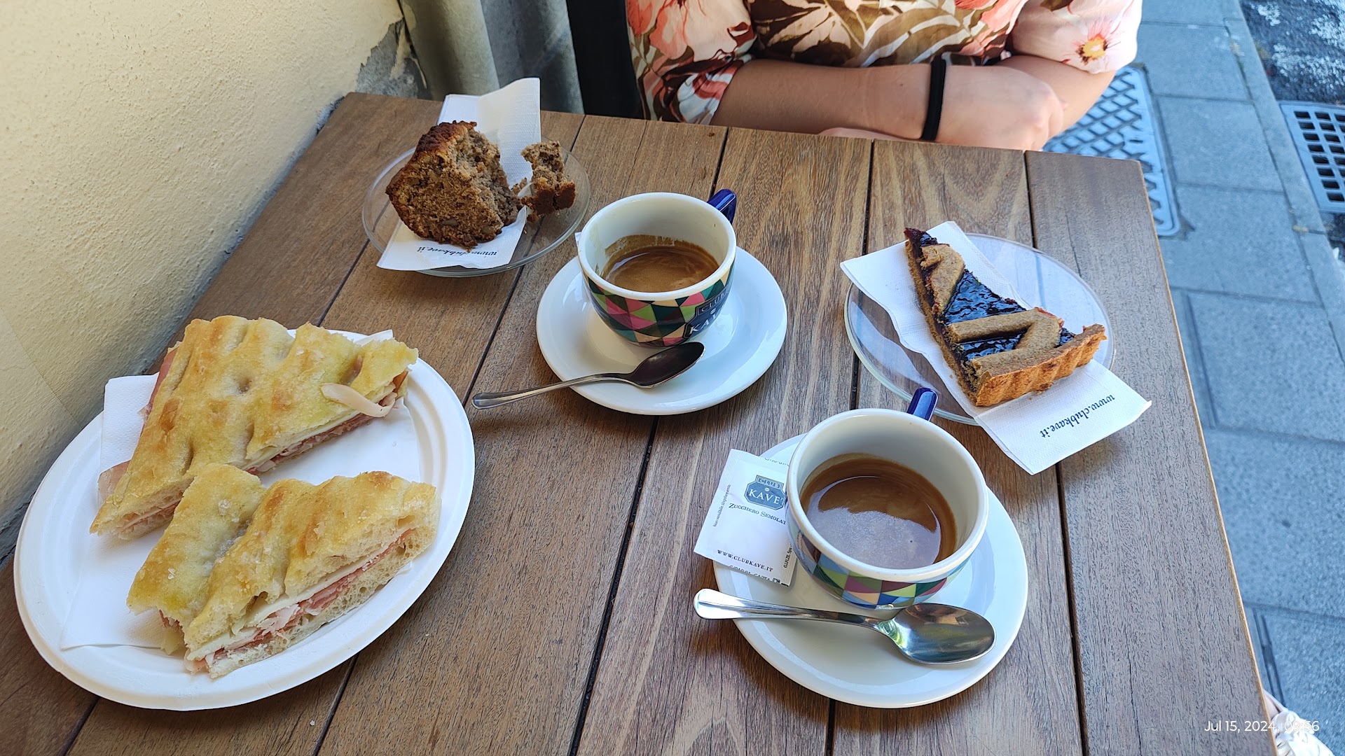 Belli's cafe