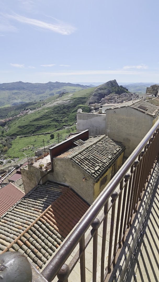 Belvedere della Piazza Conte Ruggero di Troina