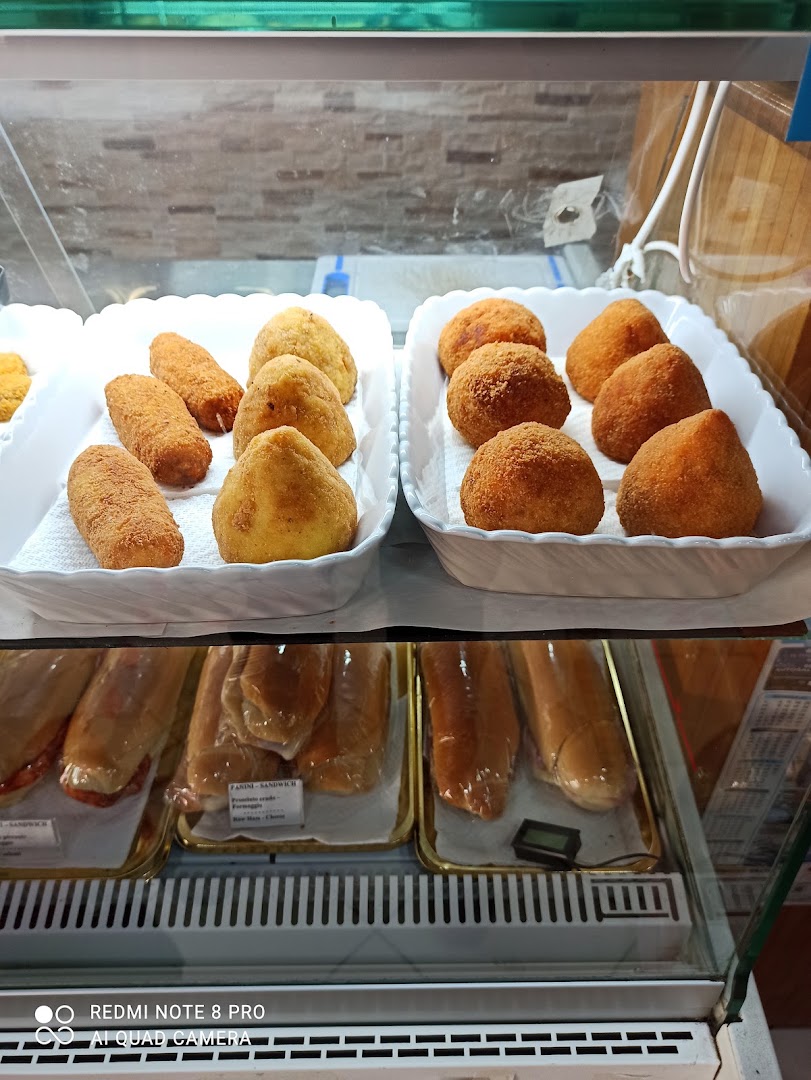 Benny Bar di Andrea Cabiddu, Lamezia Terme