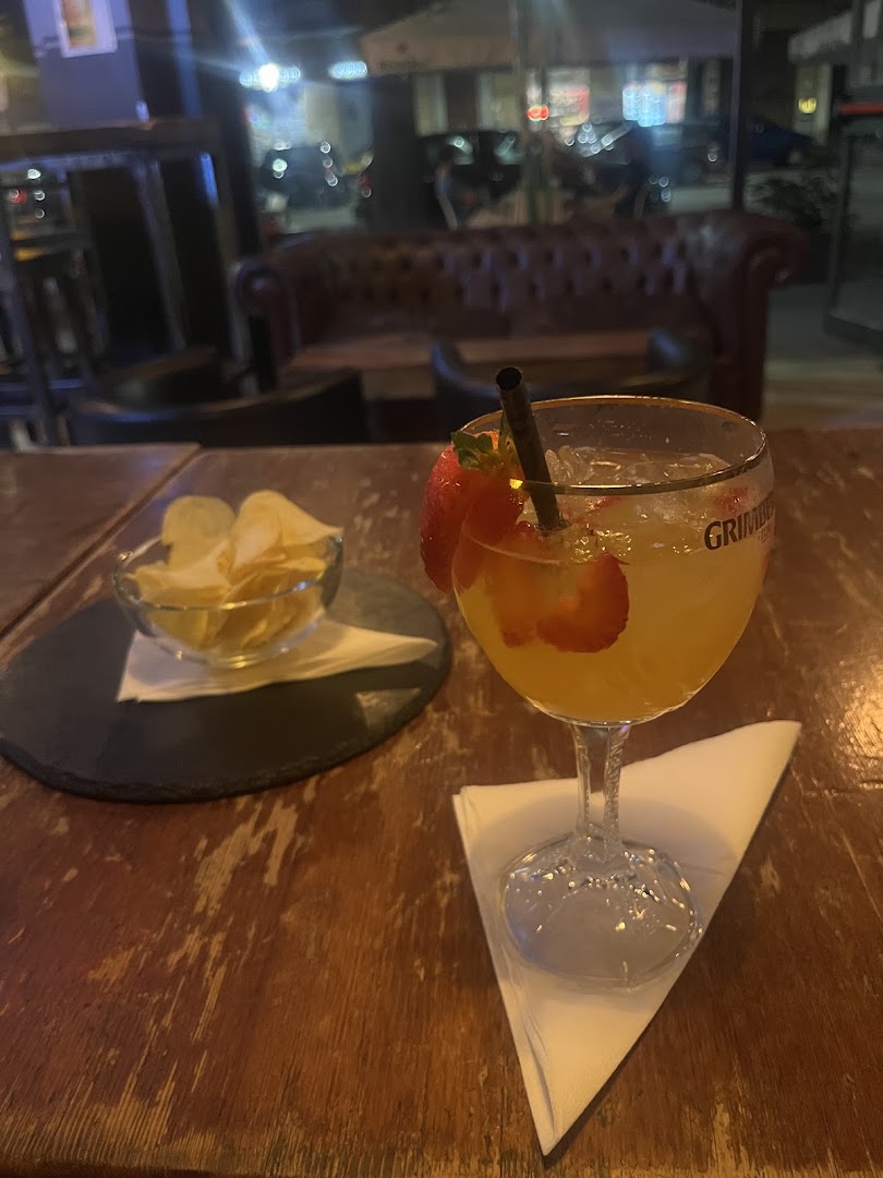 BENZA, Milano