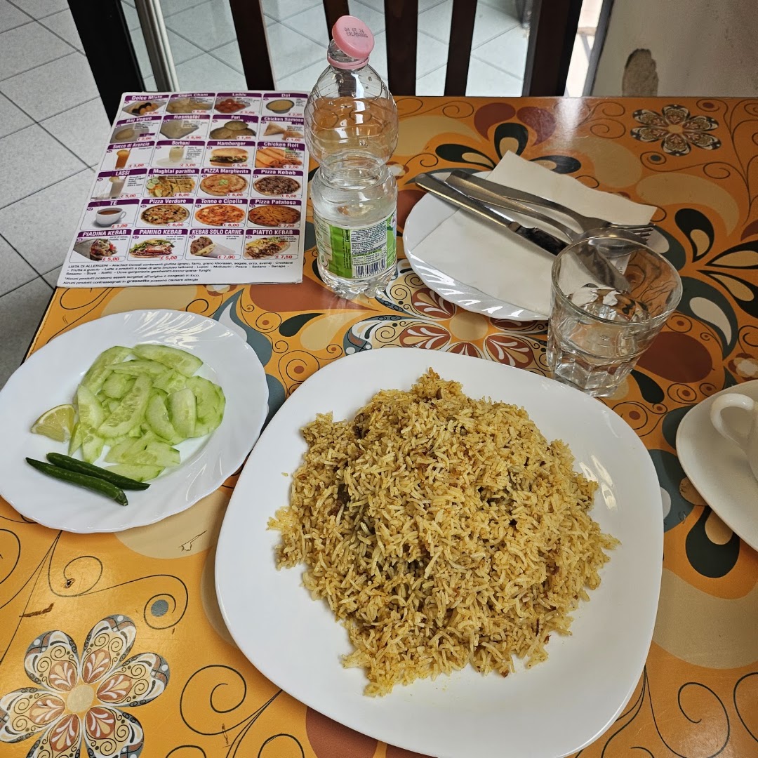 BEST INDIAN FOOD AND RESTAURANT .HALAL Food