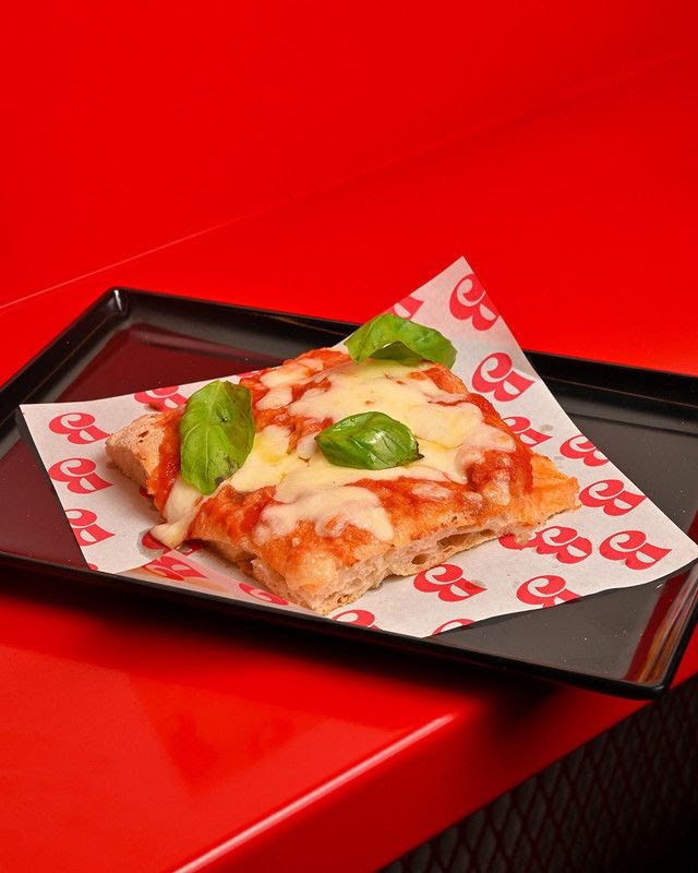 Bettina Pizza in Teglia