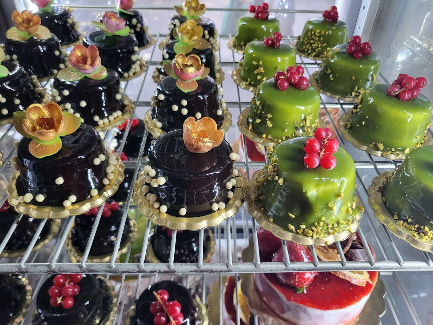 BiBa Pizzeria Cornetteria Pasticceria Loungebar