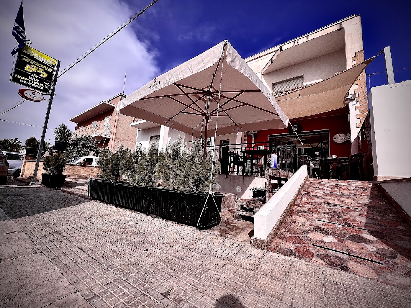 Bigione85 Lounge Bar