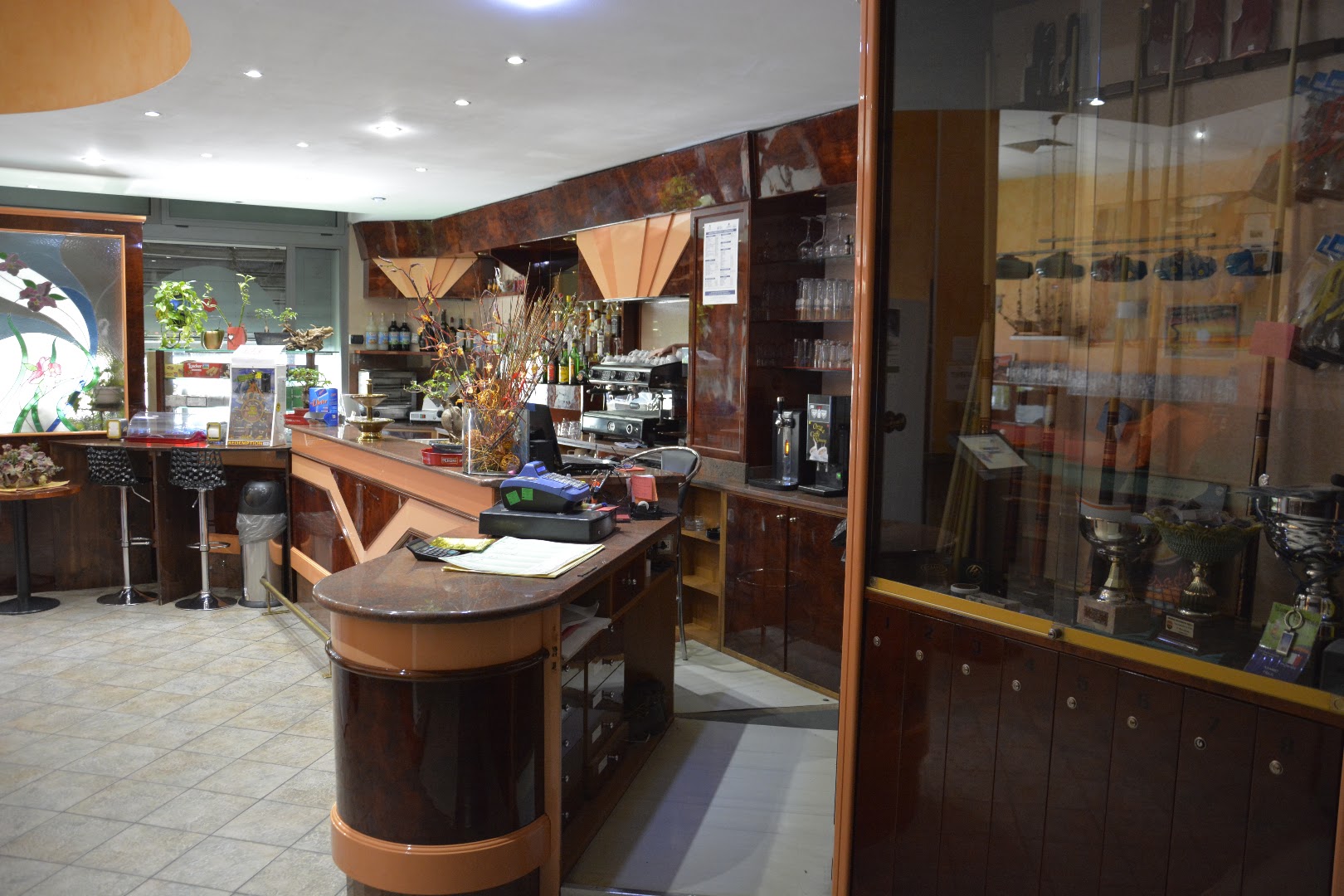 Biliardi Hartes Bar Orchidea