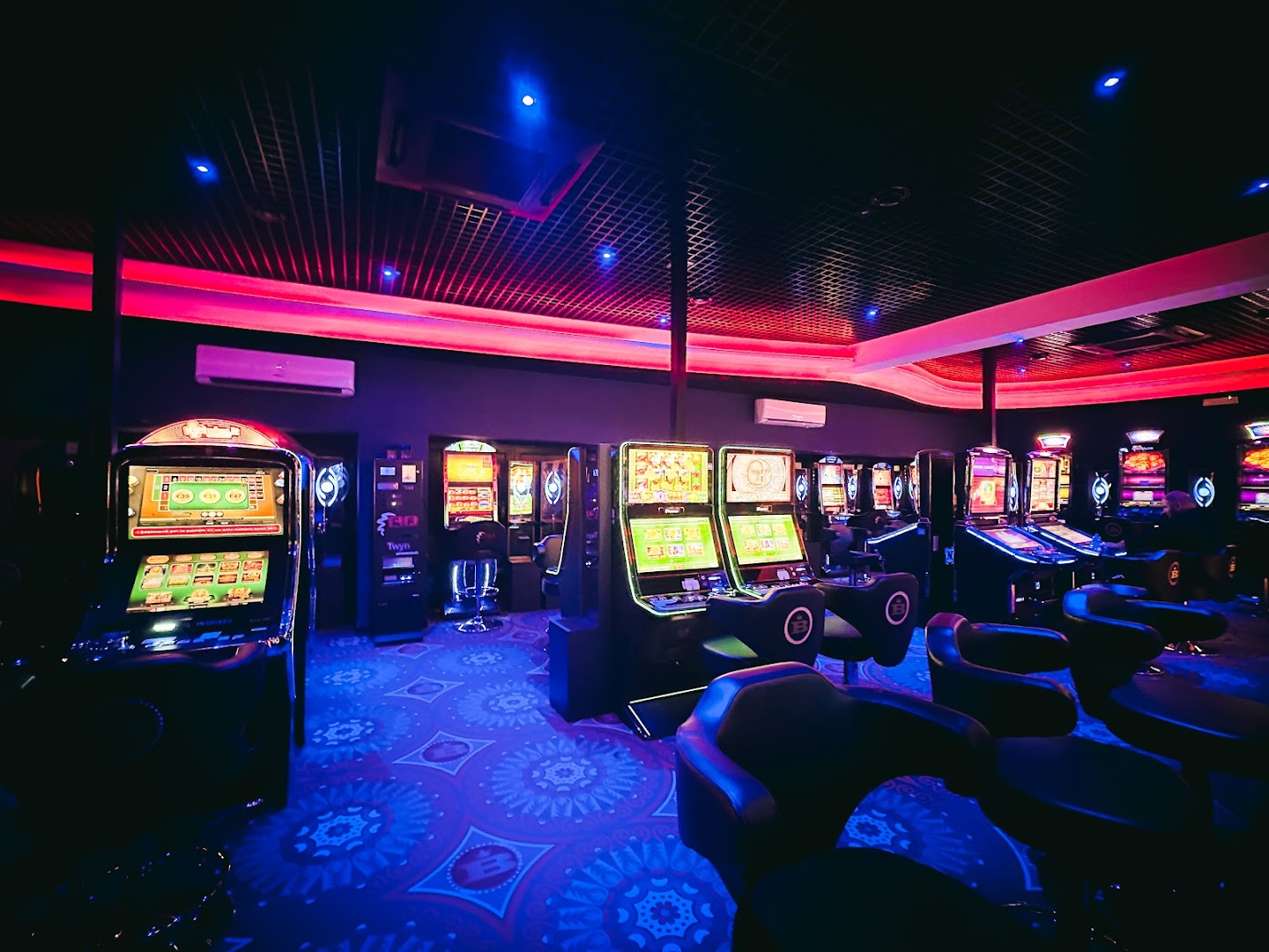 Bilionaire (Sala VLT)