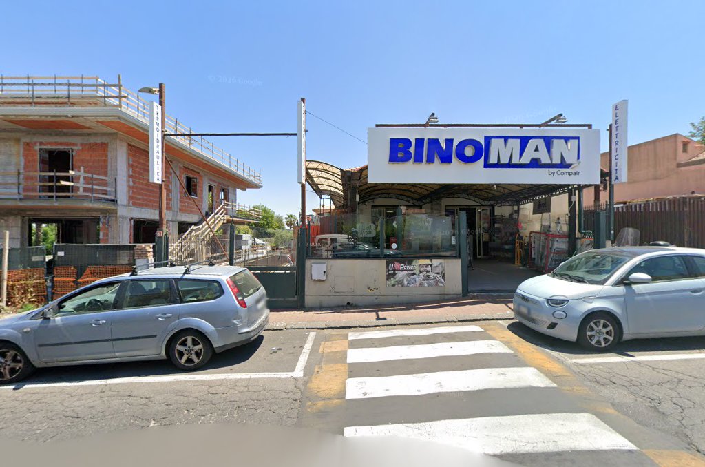BinoMan by Compair