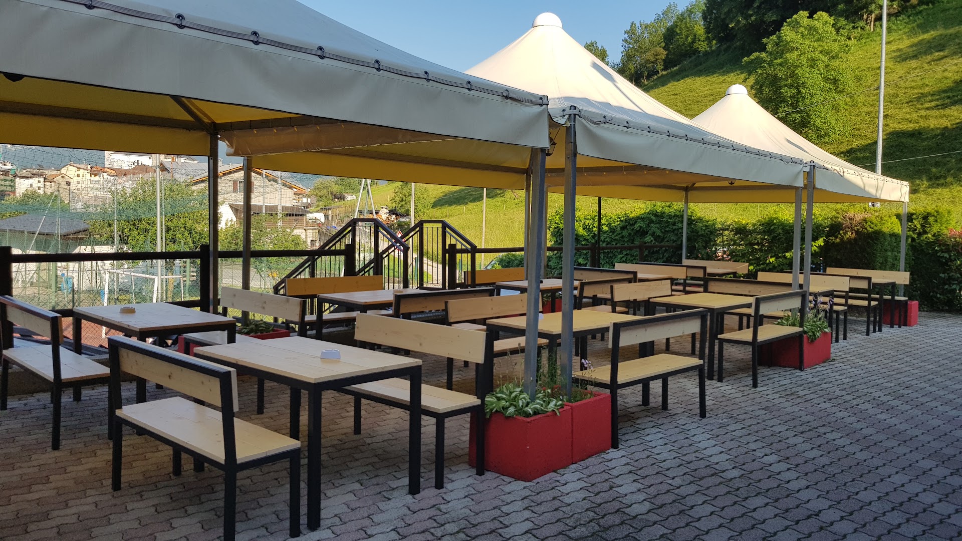 Birreria Ciclamino - Food and Drink