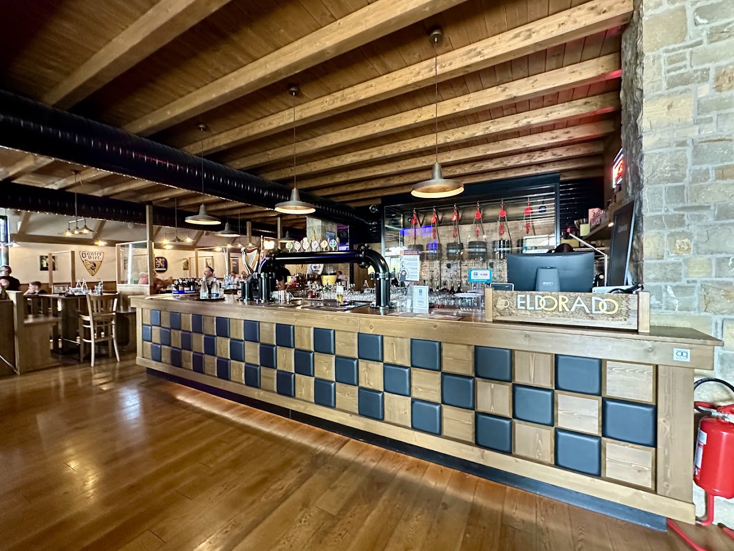 Birreria Eldorado, Leno